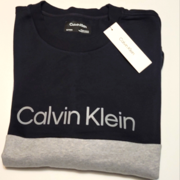 CALVIN KLEIN SWEATSHIRT - Picture 1 of 7